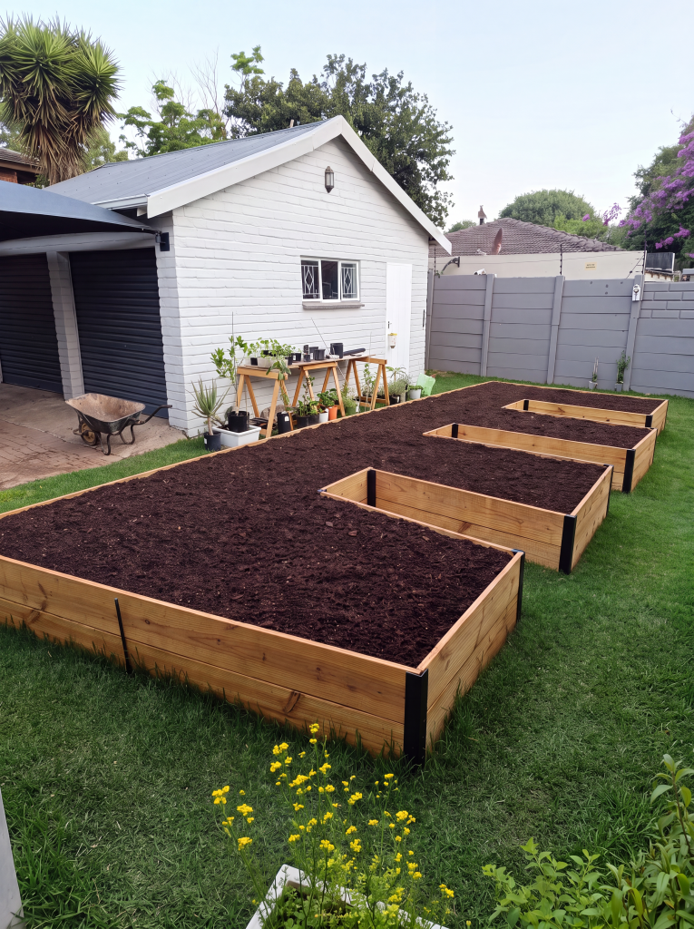 Raised Beds Bac En Peigne 1 765x1024